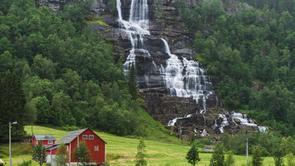 The Ultimate Guide to Norway's Waterfall Road Trip
